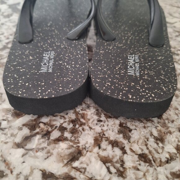 Michael Kors Black straps flip flops  size‎ 10 - Picture 4 of 7